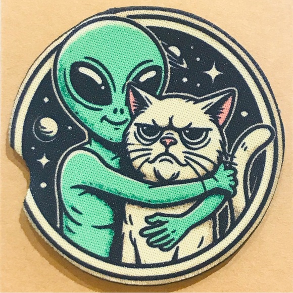 Alien Hugging Grumpy Cat Neoprene Car Coasters Set Handmade - Picture 2 of 2